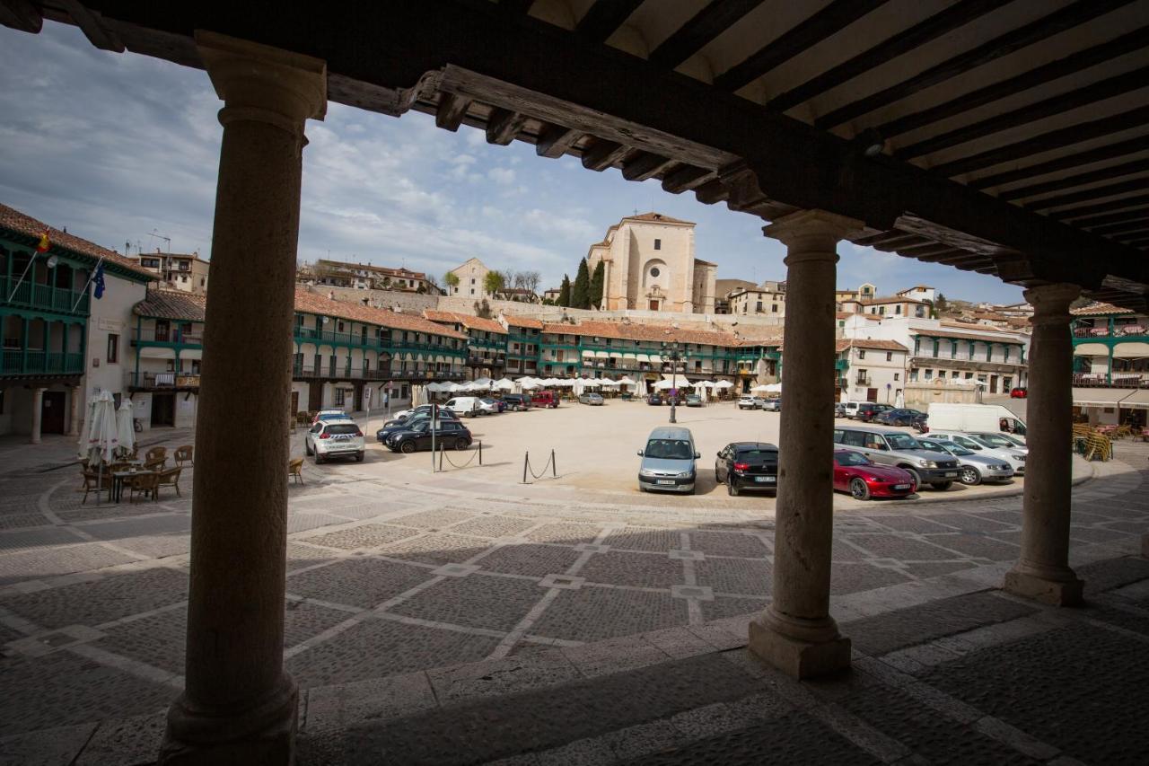 La Casa De Los Soportales Chinchón Buitenkant foto