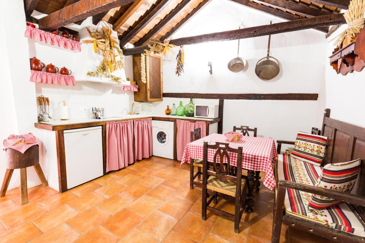 La Casa De Los Soportales Chinchón Buitenkant foto